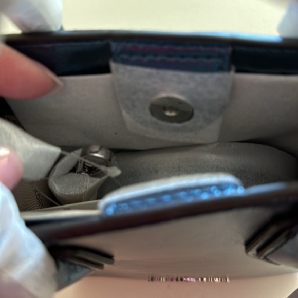 Michael Michael Kors XS Shopper Crossbody Bag Metallic Teal NWT 🔥 - Picture 5 of 11